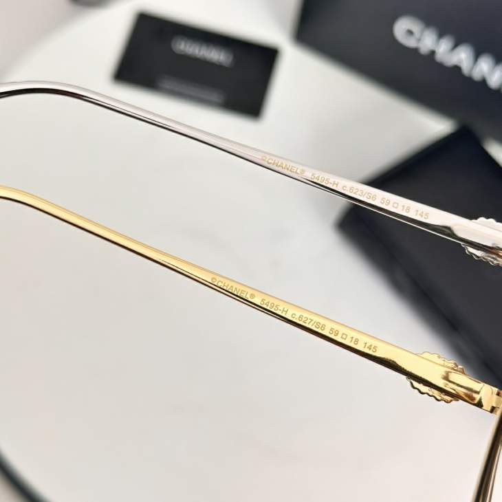 Picture of Chanel Sunglasses _SKUfw77169302fw